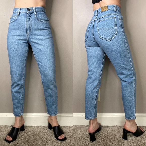Lee Denim - Vintage Lee high rise waist mom jeans light stonewash blue waisted 90s USA 7 25